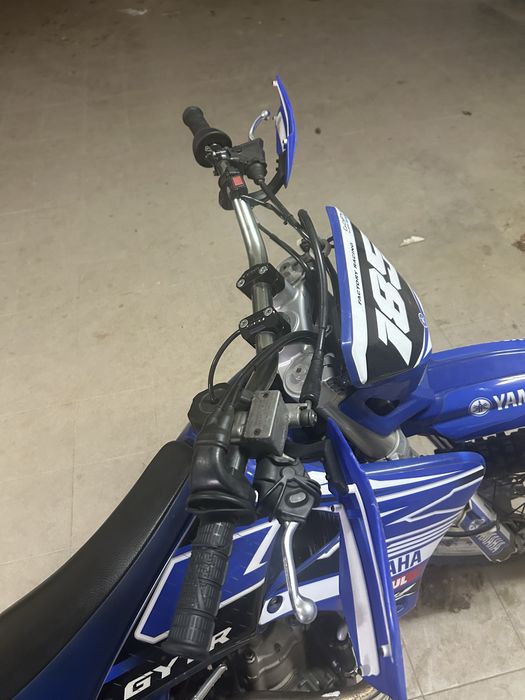 Vendo ou troco wr 426 matriculada