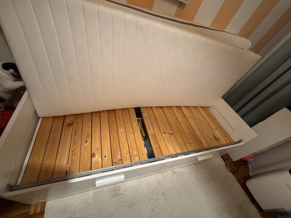 Cama ikea BRIMNES com 2 colchões incluidos