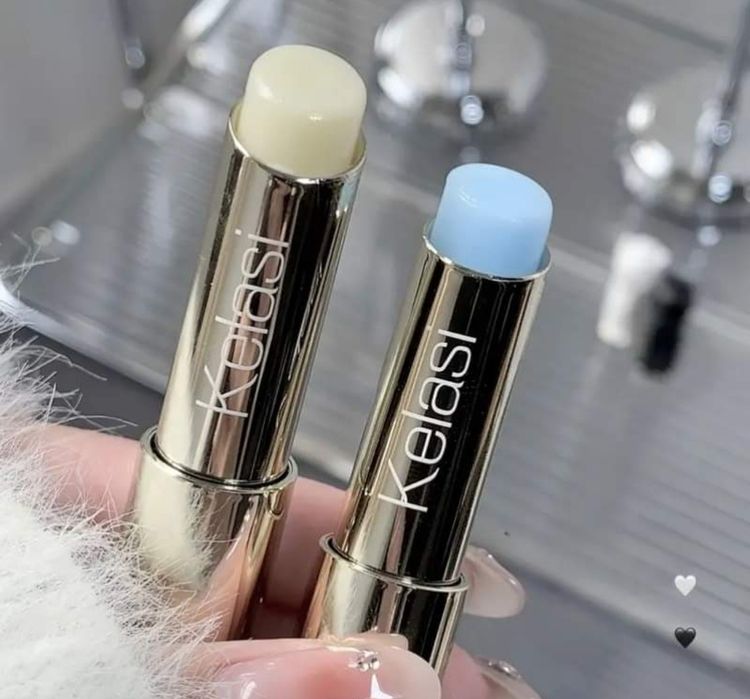 Hit!! Balsam do ust - kotek czarny lub biały.