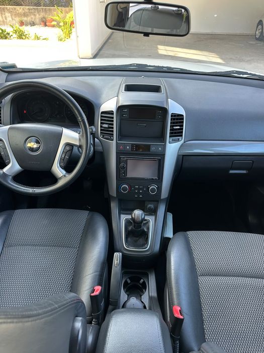 Chevrolet Captiva LS foto 5