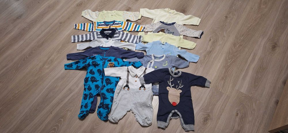 Zestaw ubranek - pajacyków 56/62