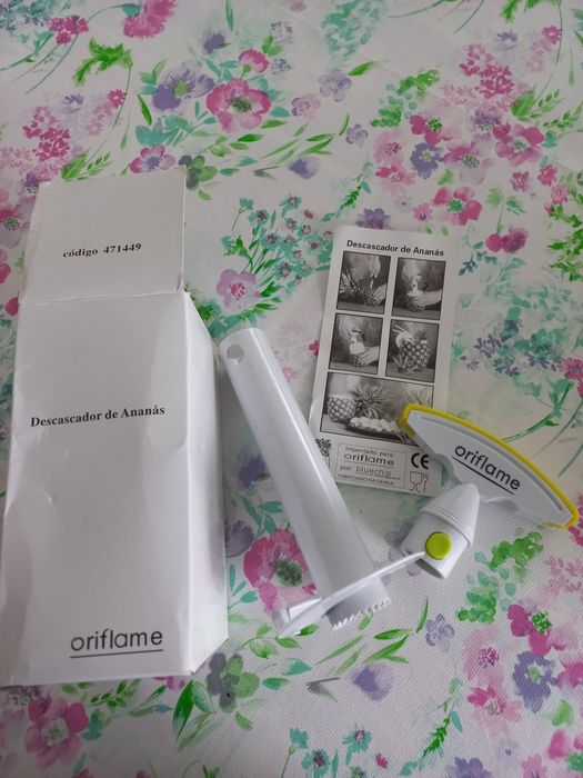 Descascador de ananás Novo