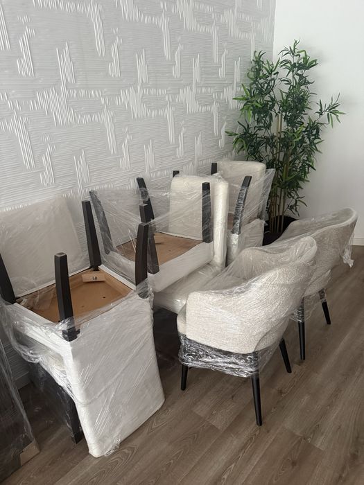 Montegem de moveis IKEA ,LEROY