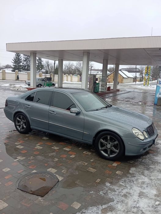 В продаж мерс 211