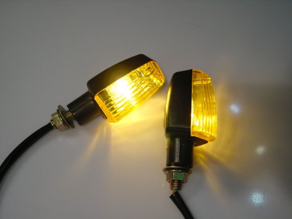 Piscas universais para mota