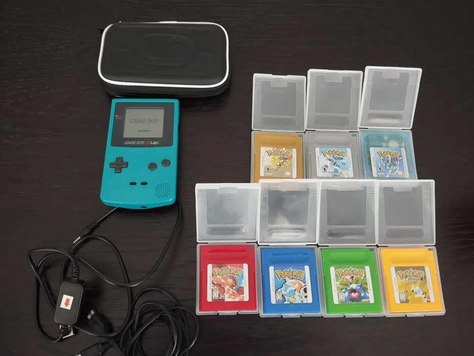Conjunto Gameboy Color azul 7 jogos Pokémon cabo link carregador USB e bolsa de proteção