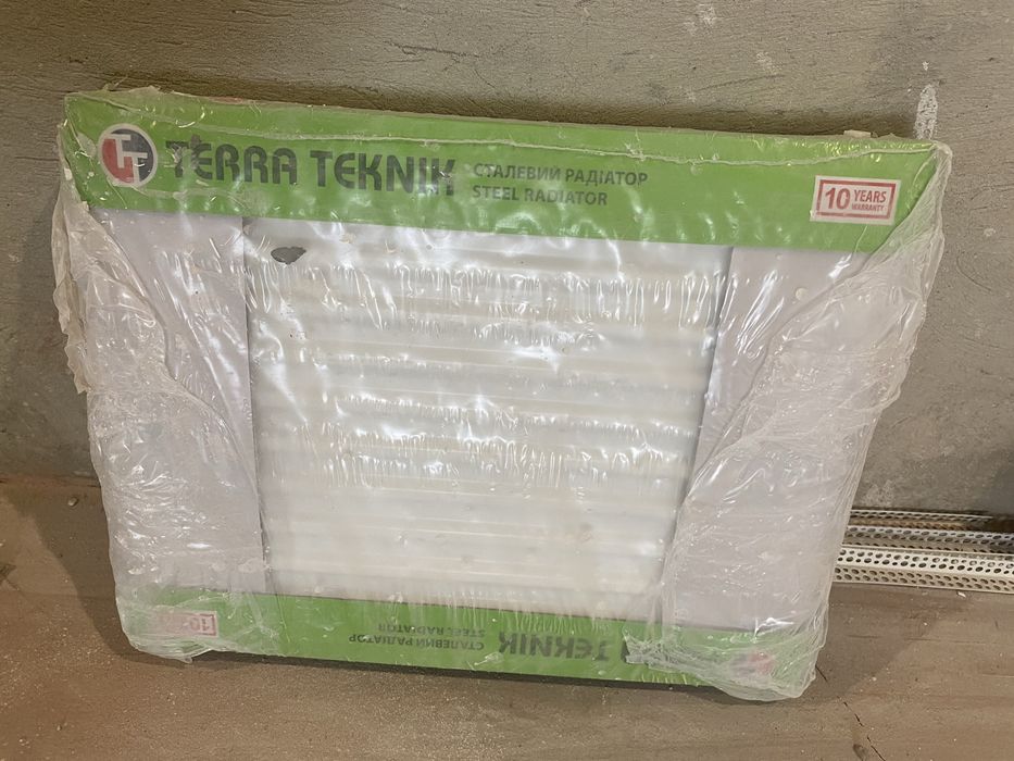 Новий сталевий радіатор 50*40