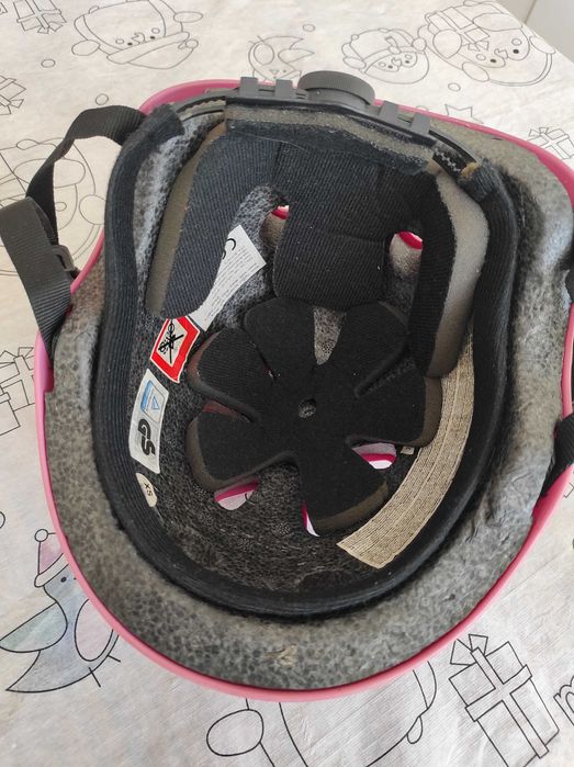 Kask dziecięcy XS Hello Kitty