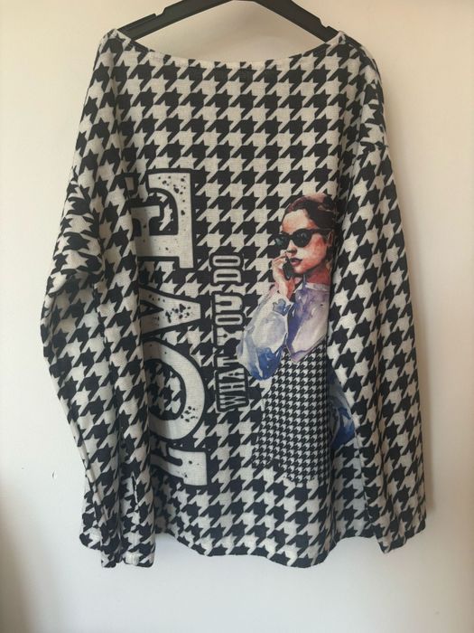 Camisola preta e branca