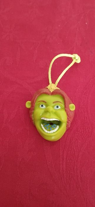 Figura Fiona de 2004