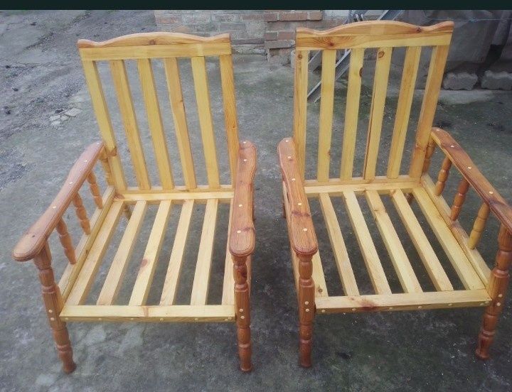 Продам  садові  крісла