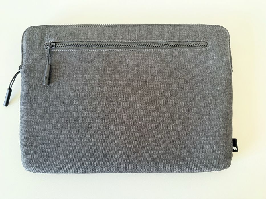 Etui Incase MacBook Pro 14