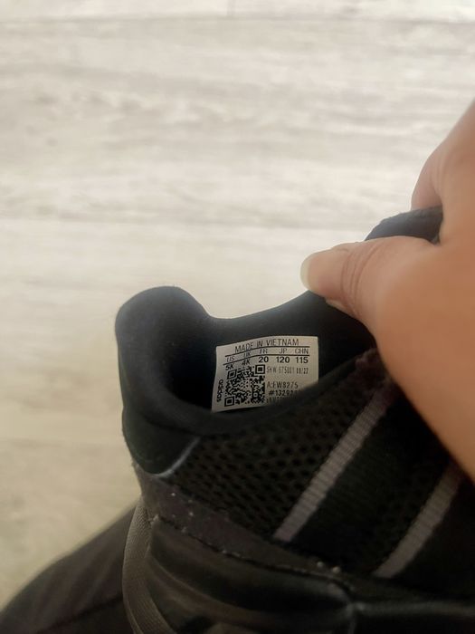 Крассовки adidas, кросівки , дитячі