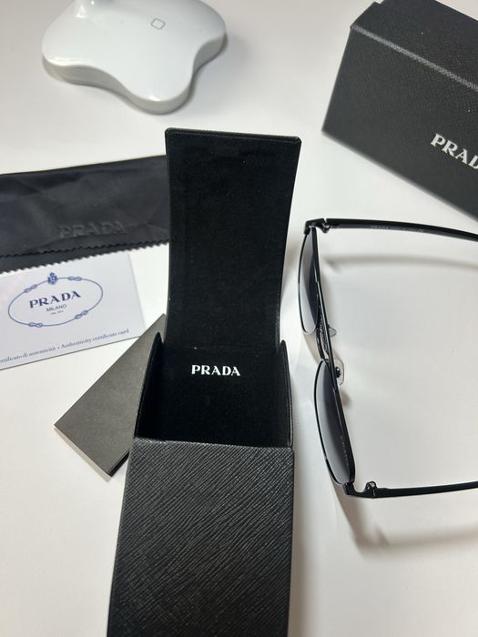 okulary Prada…..
