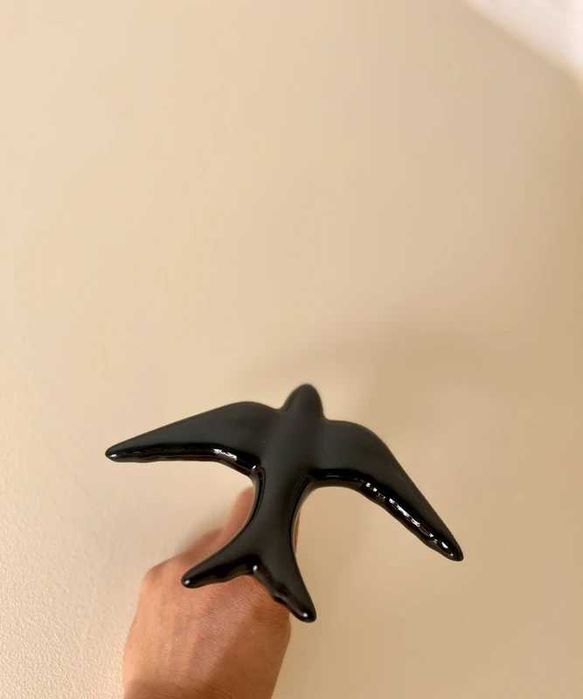 Stock off lote de 100 andorinhas em porcelana, várias cores e tamanhos