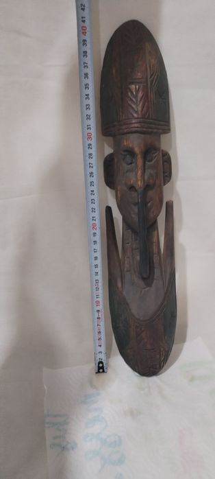 Estatueta africana para colocar na parede