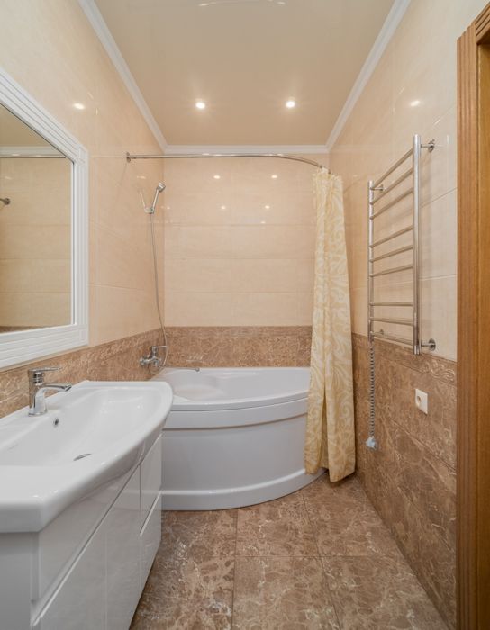 Свободна! 2 к, метро Защитников Украины, центр, аренда квартиры, посут