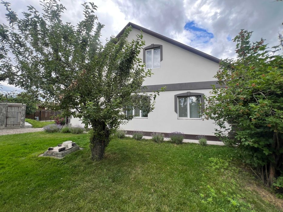 Капітальний будинок в місті Яготин - 5 кімнат, Є ВІДЕООГЛЯД