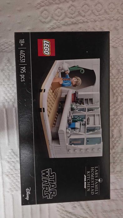 Lego star wars 30th year colectible items