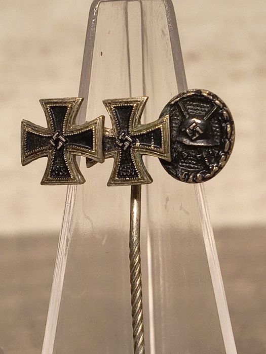 Militaria Werhmatch Pin miniatura E.K.1 e 2 classe  distintivo ferido