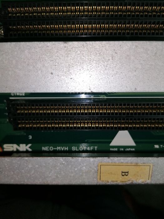 Base NeoGeo 4 Slots