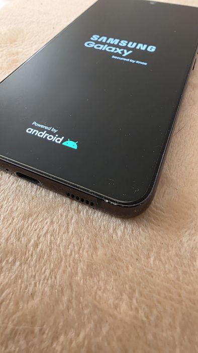 Samsung Galaxy S22+ (plus etui)