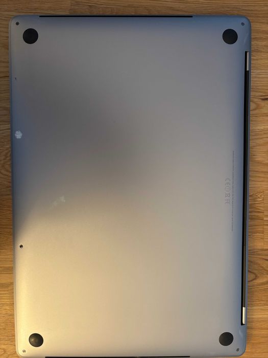 MacBook Pro APPLE Cinzento64283894525570121