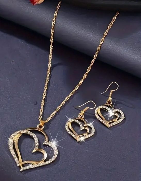 Colar + Brincos Coração Dourado NOVO