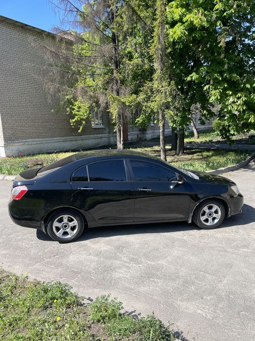 Geely Emgrand на газу в родном окрасе
