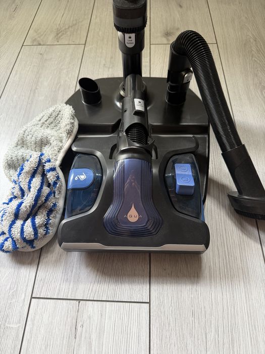 Stacja dokująca do odkurzacza Tefal x-force Flex 15.60 + szczotki mop itd