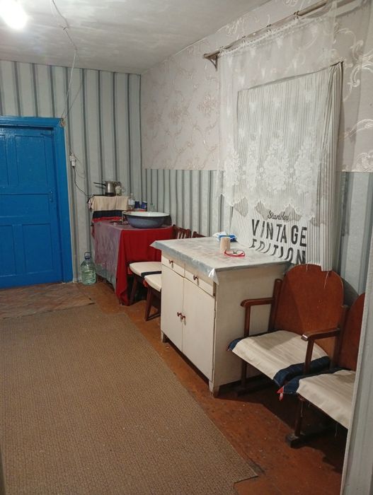 Будинок 200 км від Києва в затишному місці на станції Нові Білокорович