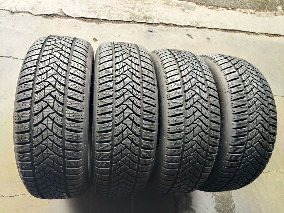 R18 235 40 шини зимові Dunlop Winter Sport 5 гарний стан преміум шини