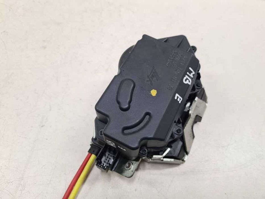 Fechadura bagageira Mercedes Classe E (W211/S211)