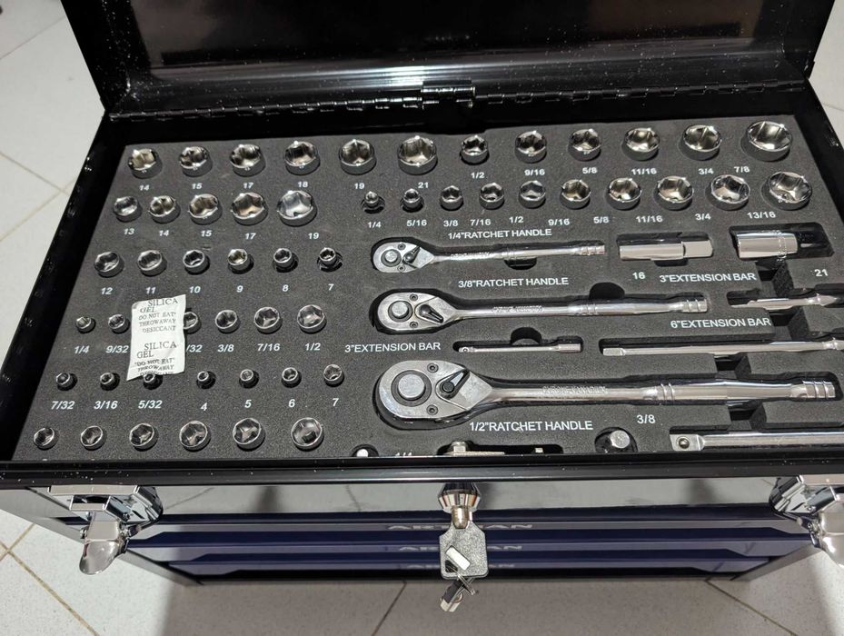 Mala completa de ferramentas nova