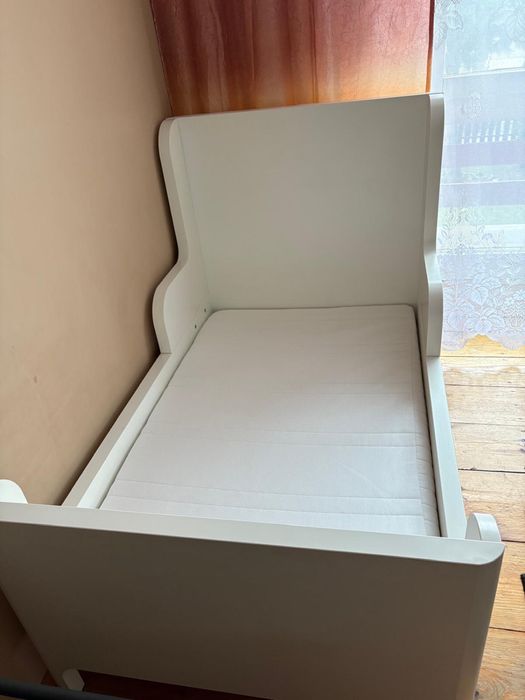 Lóżko dzieciece rośnie razem z dzieckirm