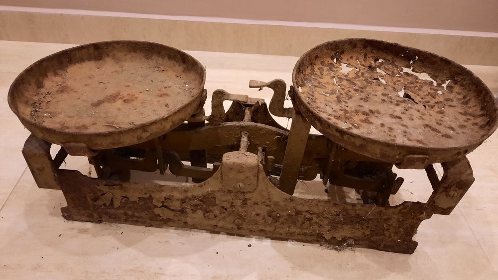 Waga szalkowa zabytkowa