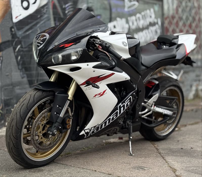 Yamaha R1 „First edition exup deltabox v“ 2004: 4 500 $ - Мотоцикли ...