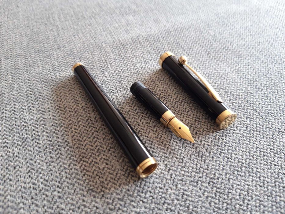 Caneta de tinta permanente