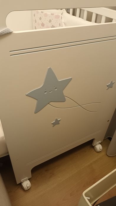 Cómoda quarto criança com banheira + cama grades com colchão