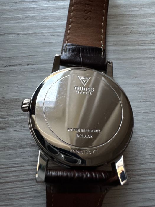 Продам чоловічий  годинник оригінал