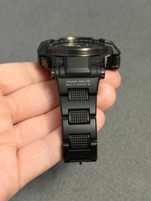 Casio G-SHOCK GPW-1000-1B