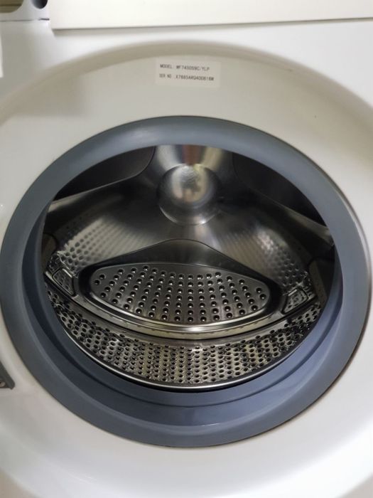 Пральна машина б/в Samsung 4.5 kg 1000 об/мин дисплеем mod.wf 745059c