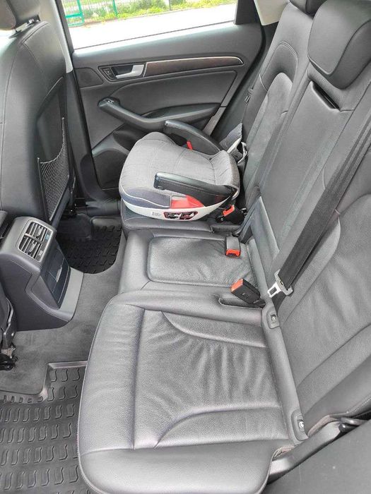 Продам Audi Q5 2014 року.