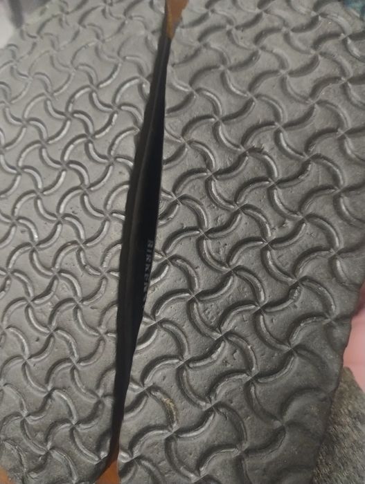 Продам шльопанці Birkenstock.