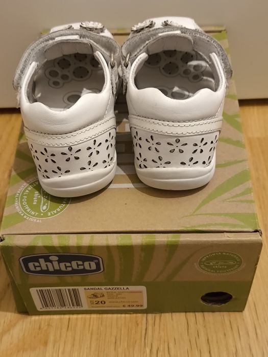 Sandálias Chicco (Tamanho 20)