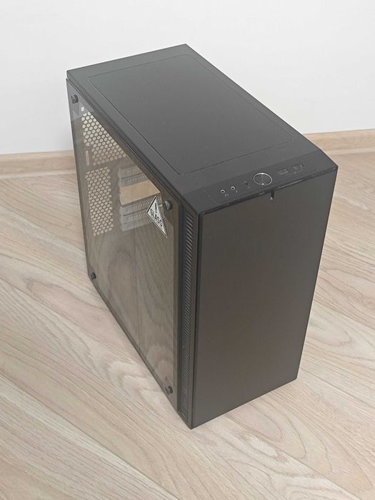 fractal design define - купити комплектуючі для ПК - Ціна на OLX.ua