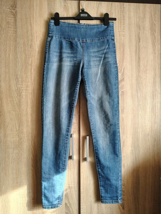 Spodnie damskie jeansowe z wysokim stanem S