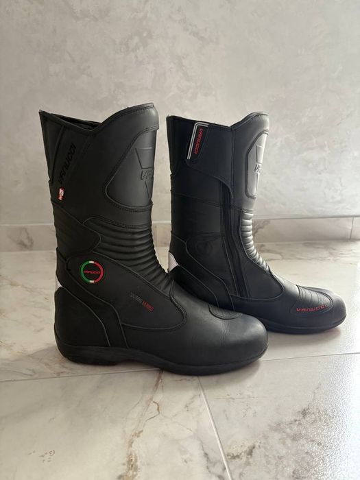 Мотоботи vanucci