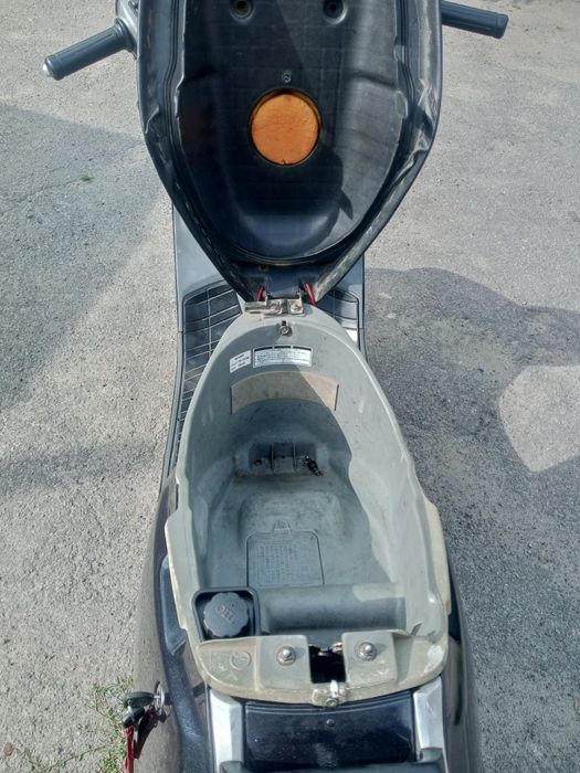 Honda Lead AF-20 50куб. читайте опис!