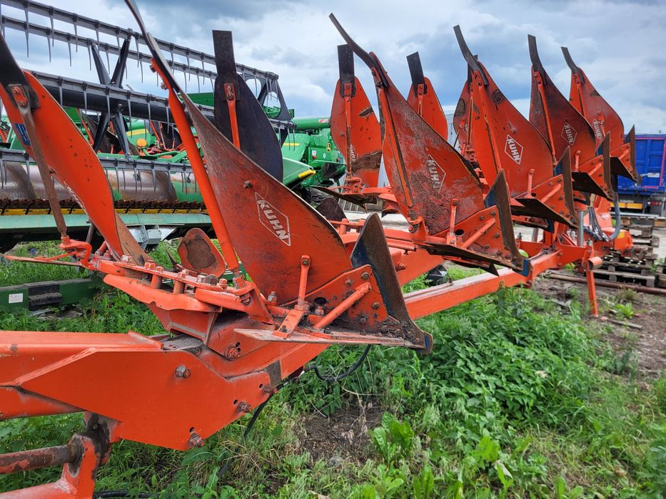 Плуг оборотний KUHN CHALLENGER 9Т, 2017рв
